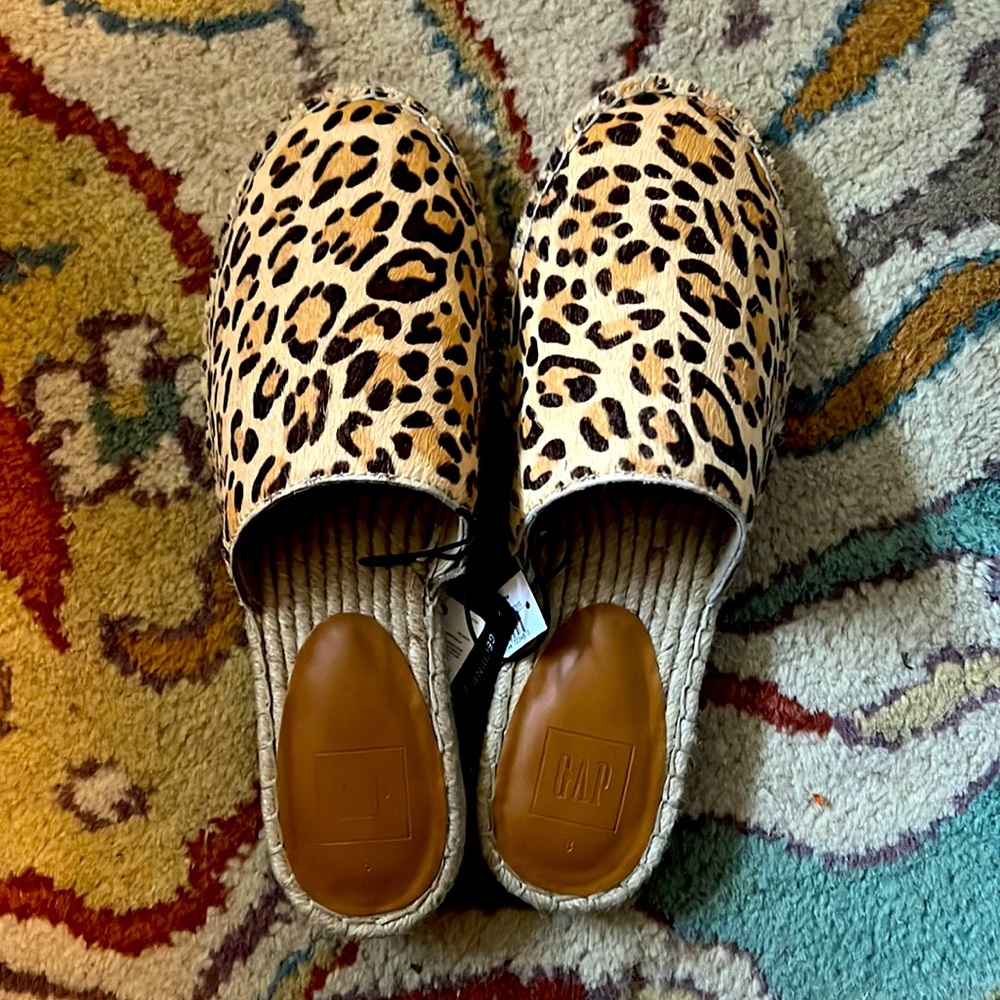 Gap mules cheetah print